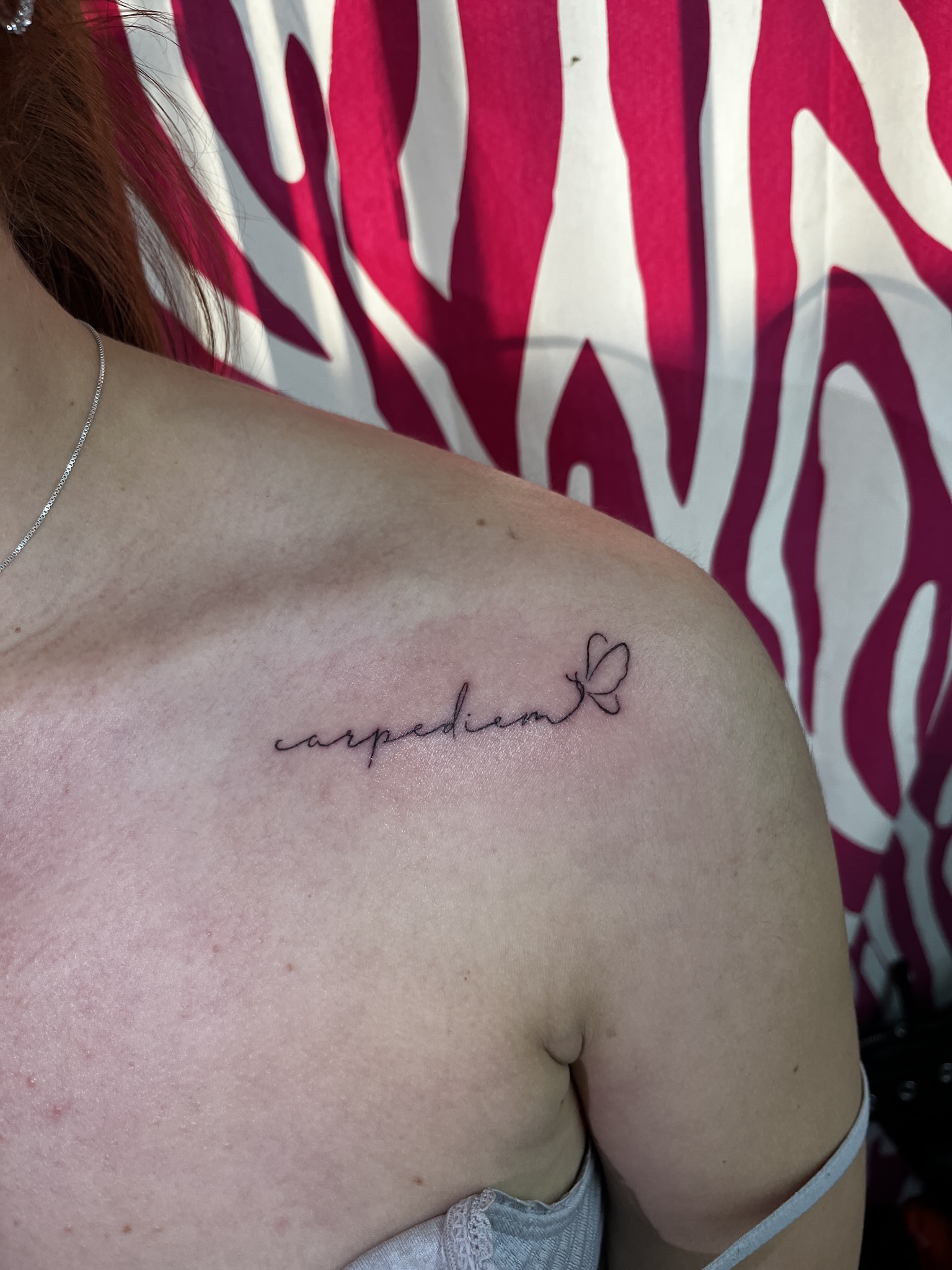 Tatuaje Linea Fina 3