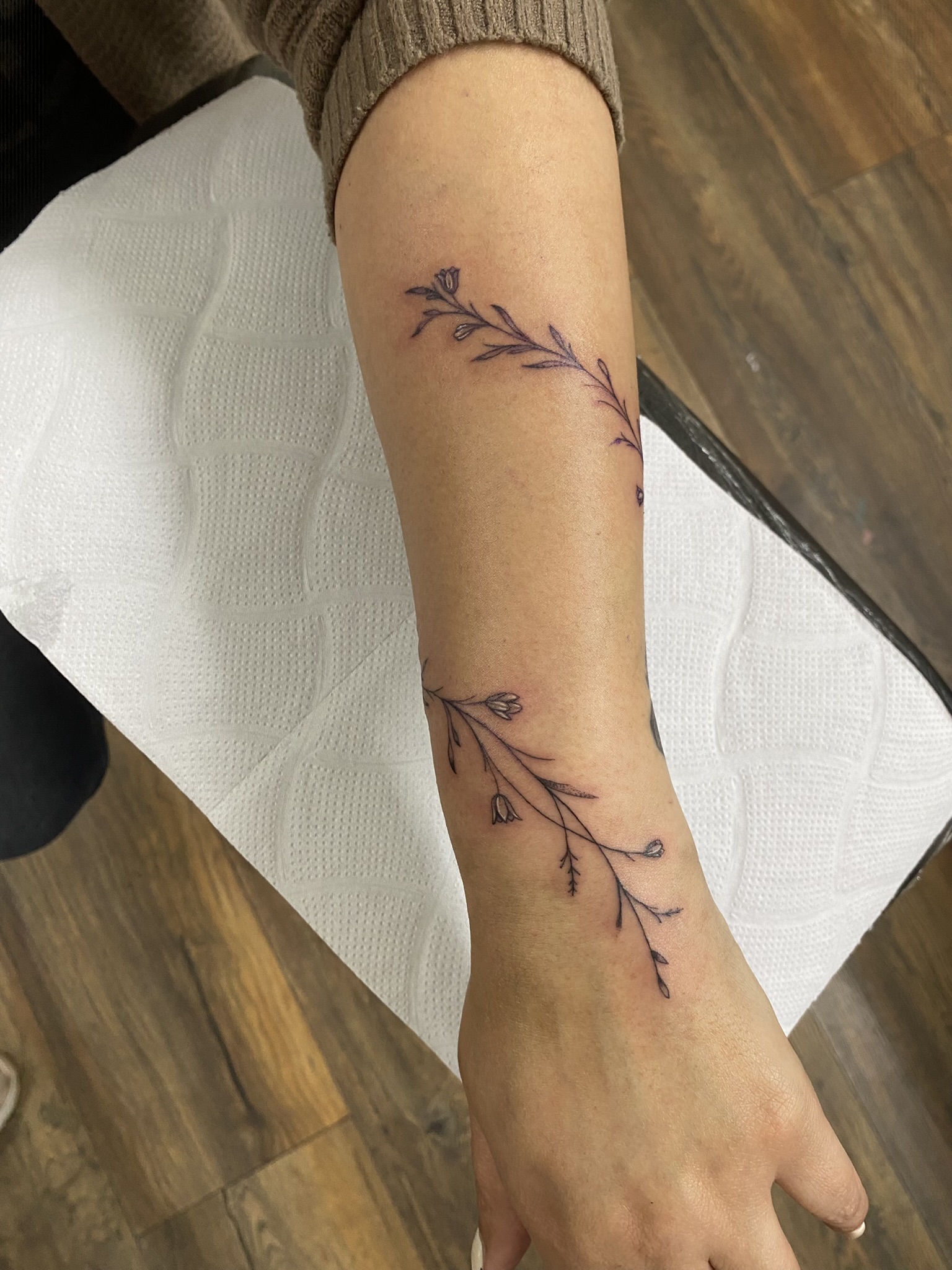 Tatuaje Linea Fina 6